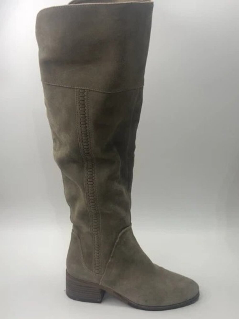 Women's Vince Camuto Boots Suede Taupe Size 8
